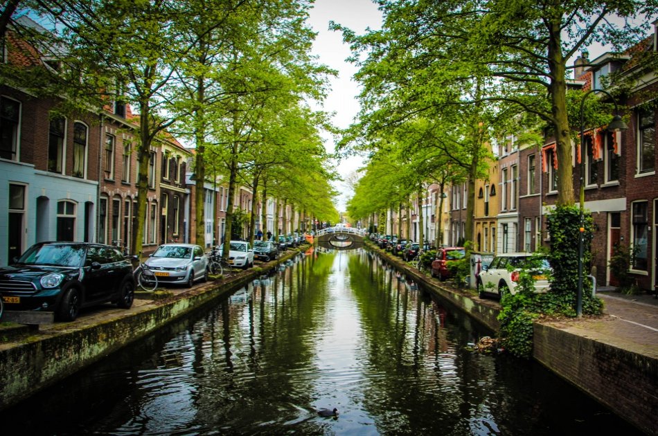 Private Guided Tour of Rotterdam and Delft in the Netherlands