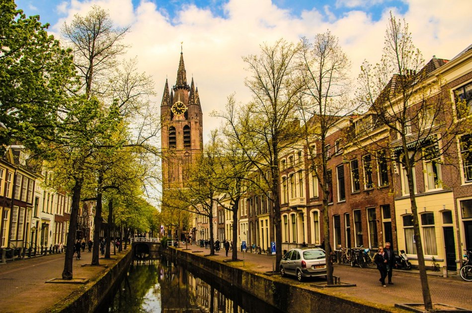 Private Guided Tour of Rotterdam and Delft in the Netherlands