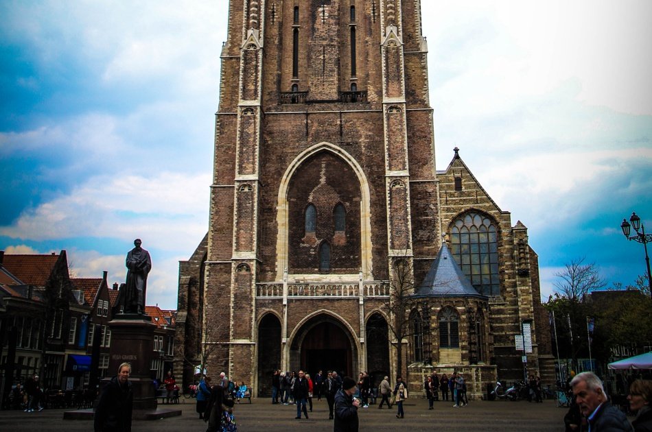 Private Guided Tour of Rotterdam and Delft in the Netherlands