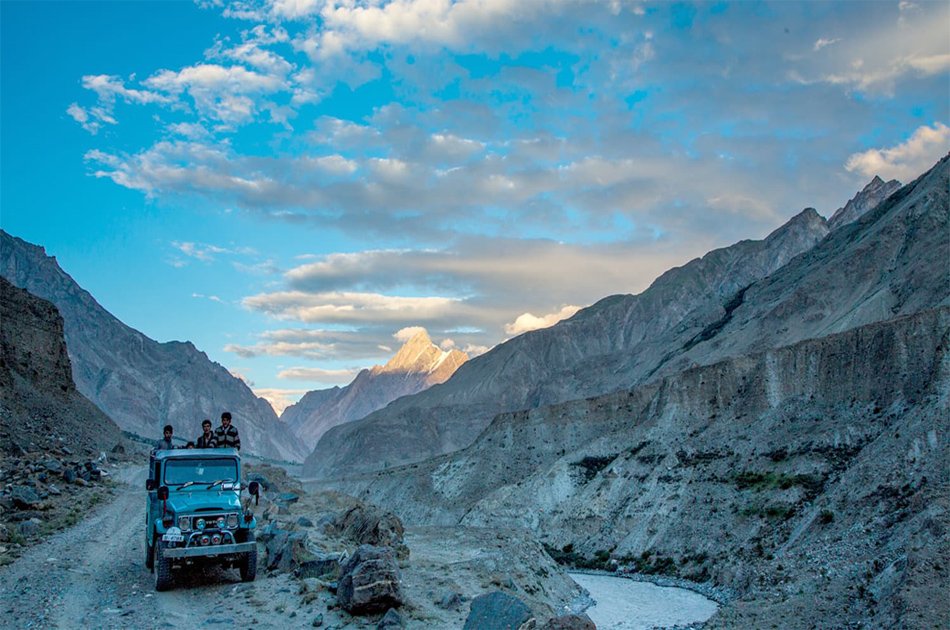 19 Days Trek Snow Lake & Biafo & Hispar Glaciers Skardu Balistan Pakistan