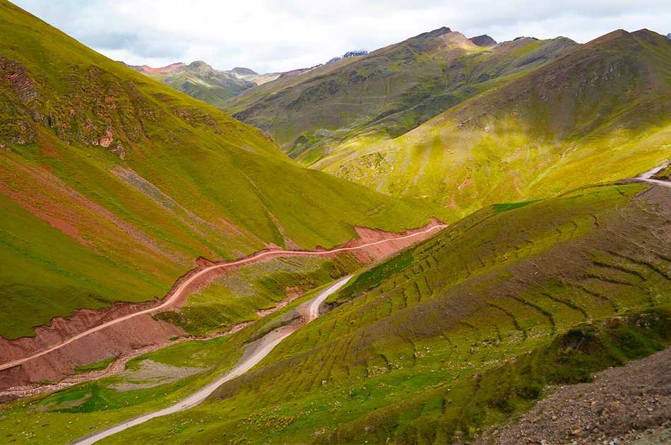 Exclusive Travel Package Cusco, Sacred Valley, Machu Picchu and Mountain of Colors 7 Days