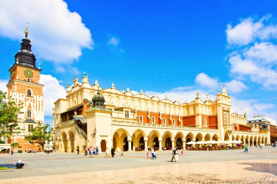 Krakow in one day - city tour by electric car