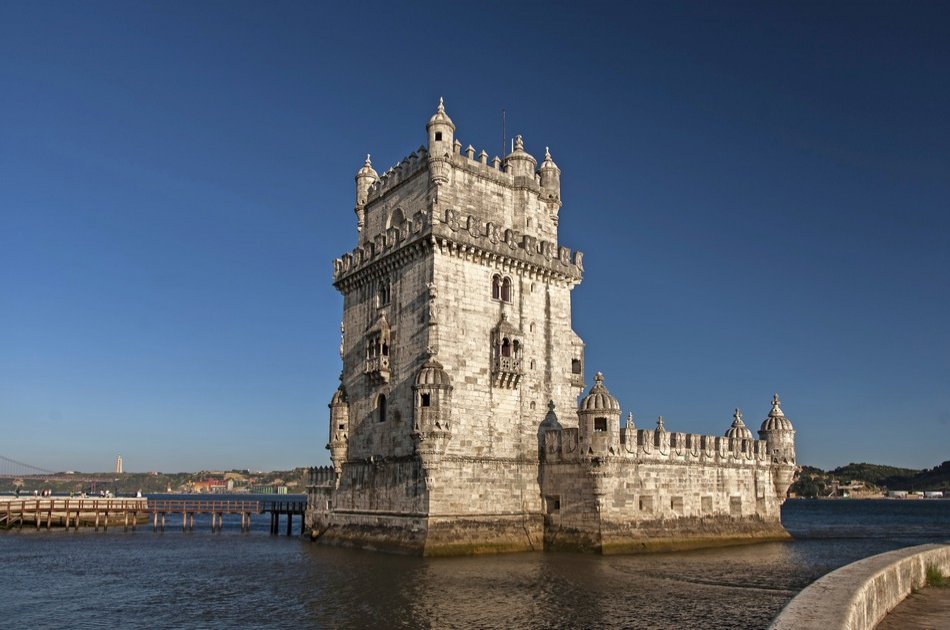 Best of Lisbon - S. Jorge Castle, Alfama, Baixa, Príncipe Real and Belém