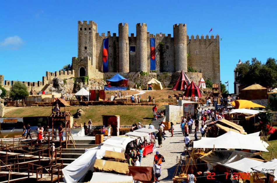 Óbidos - Medieval city from Lisbon