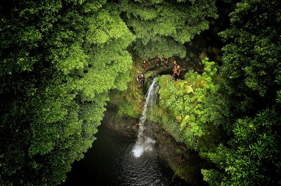 Canyoning in Ribeira da Salga