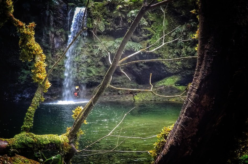 Canyoning in Ribeira da Salga