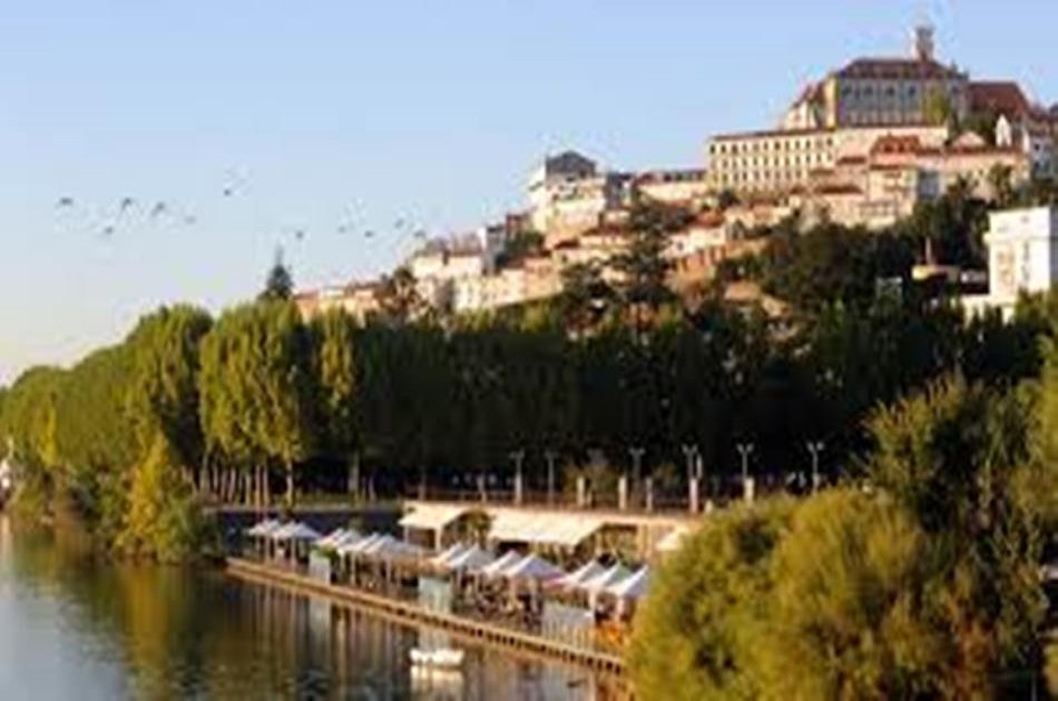 Coimbra (World Heritage) & Aveiro (Little Venice) Day Tour from Lisbon with lunch