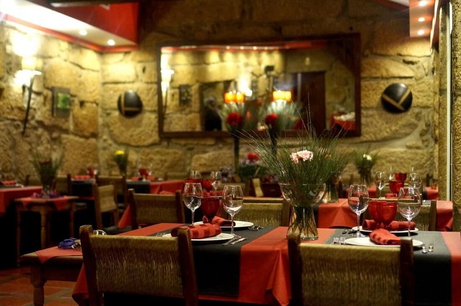 Dão Tour with Food & Wine Tastings including Lunch from Porto