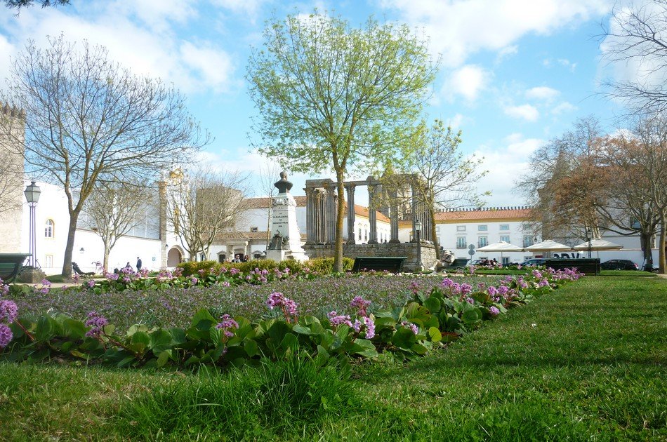 Evora and Monsaraz – Wine and Gastronomy