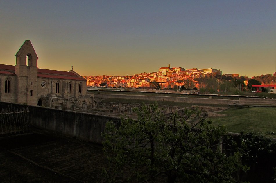 Full Day Private Tour to Fátima Sanctuary and Coimbra