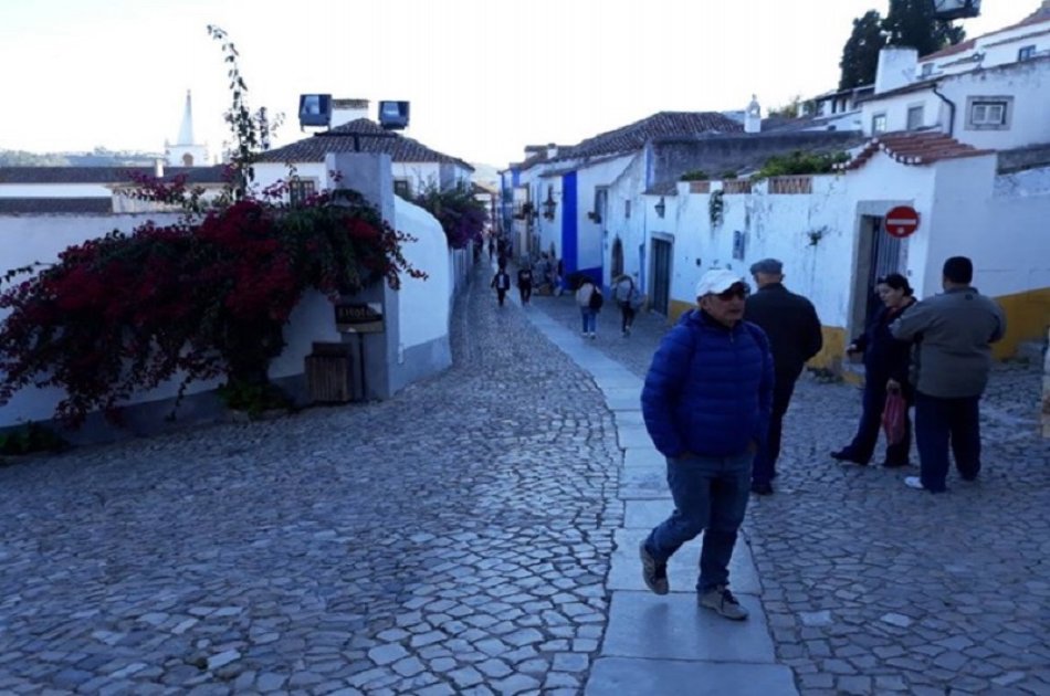Full Day Tour from Lisbon including Fátima Sanctuary, Nazaré and Óbidos