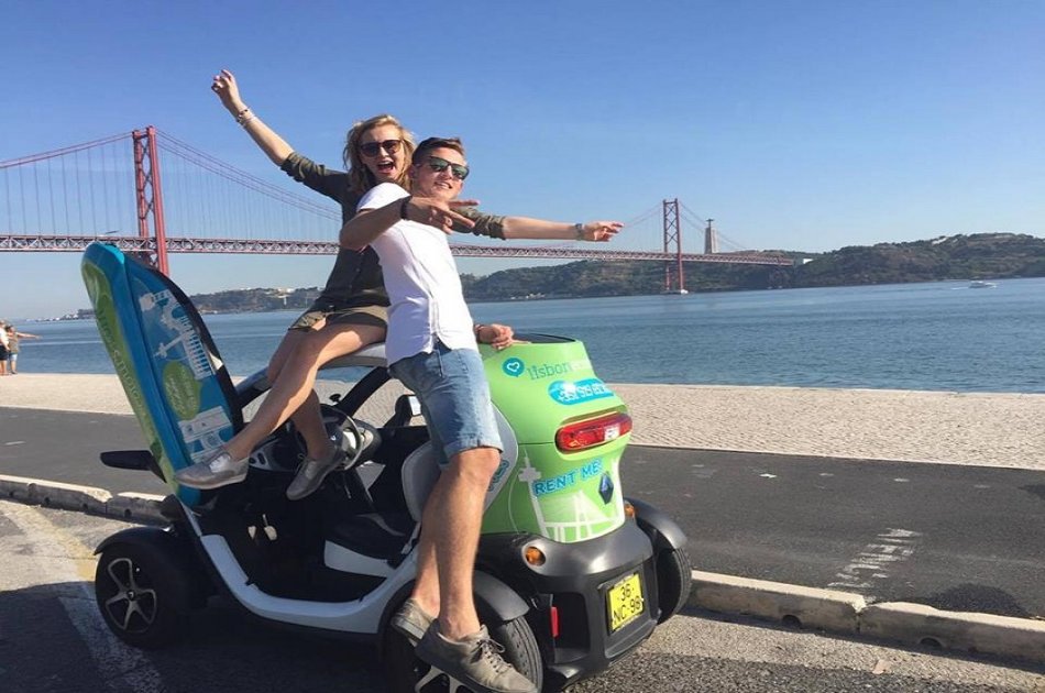 Full Day tour in Lisbon by electric car (Twizy) with Audio Guide