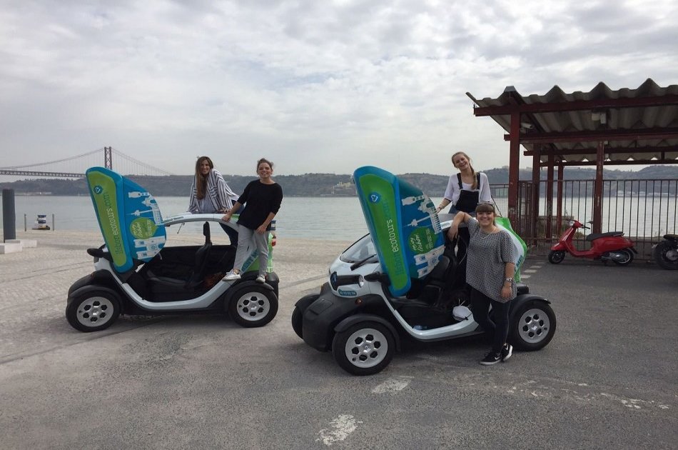 Full Day tour in Lisbon by electric car (Twizy) with Audio Guide