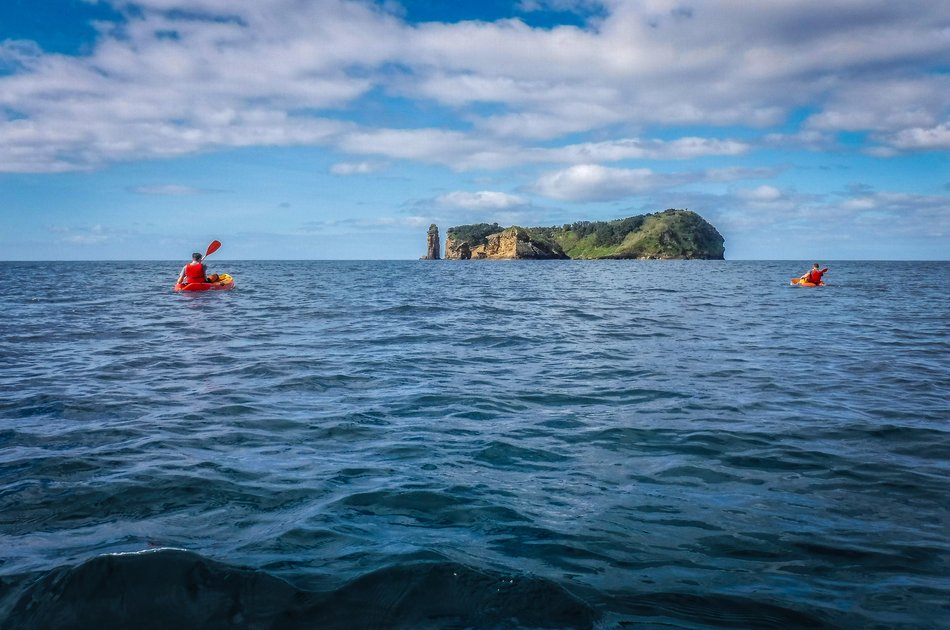 Kayaking in Vila Franca do Campo Islet