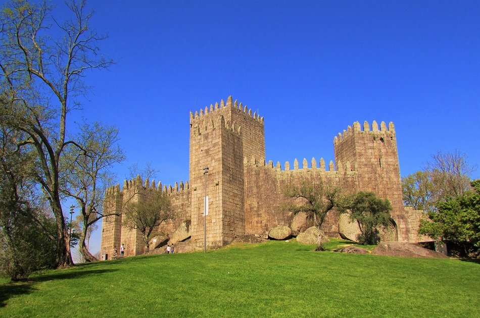 Learn and See the Origins of Portugal on Magical Private Full Day Tours