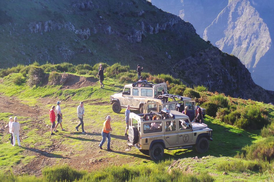 Private Half Day Jeep Tour (East or West)