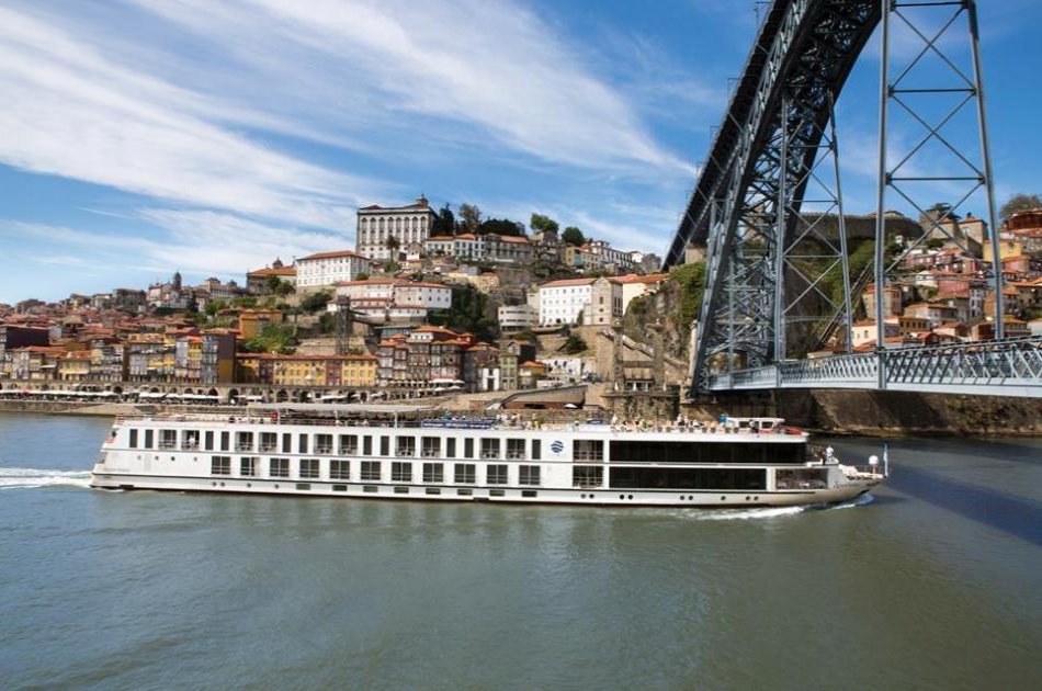 Private Porto Tour from Lisbon for 2 Days All Inclusive