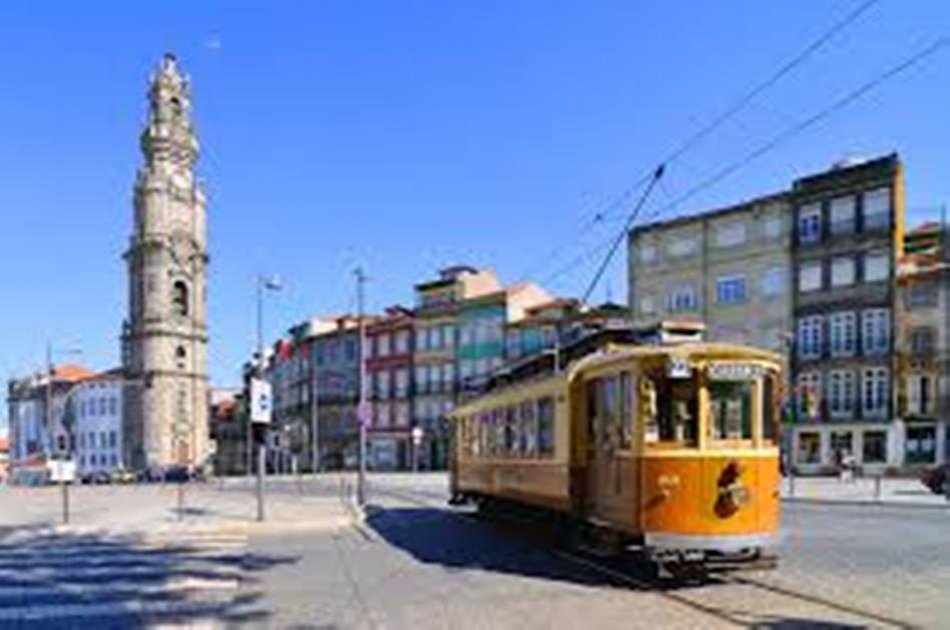 Private Tour to Explore Porto from Lisbon