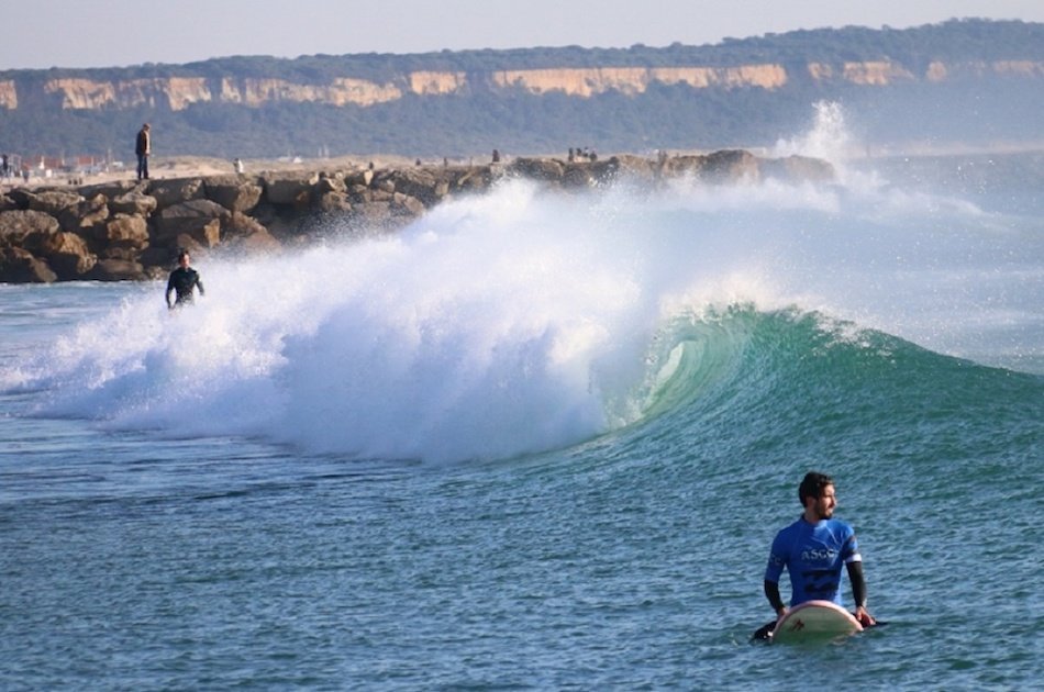 Private Transfer from Costa de Caparica to Lisbon Airport