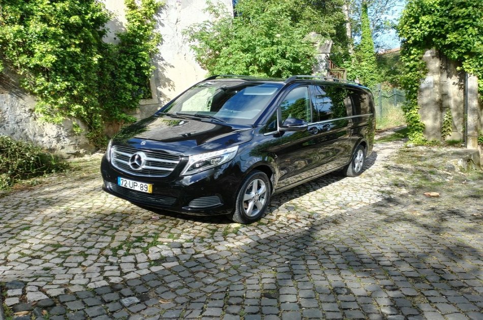 Private Transfer from Lisbon Airport to Lisbon City