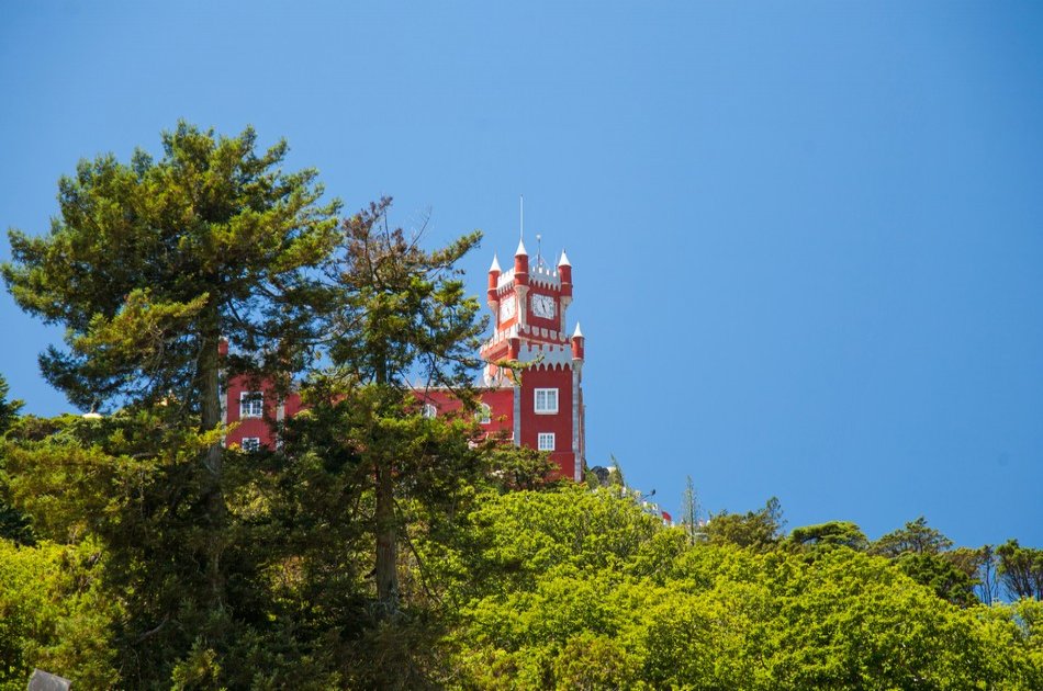 Sintra, Estoril Coast and Queluz Palace Private Tour