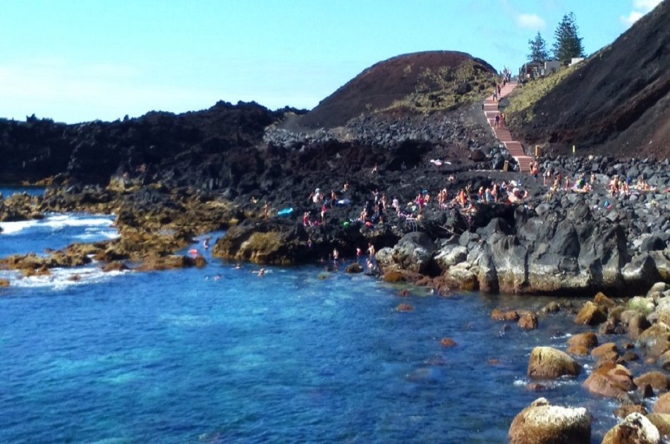 Tailored & Private Jeep Tour of the Azores