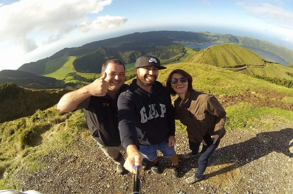 Tailored & Private Jeep Tour of the Azores