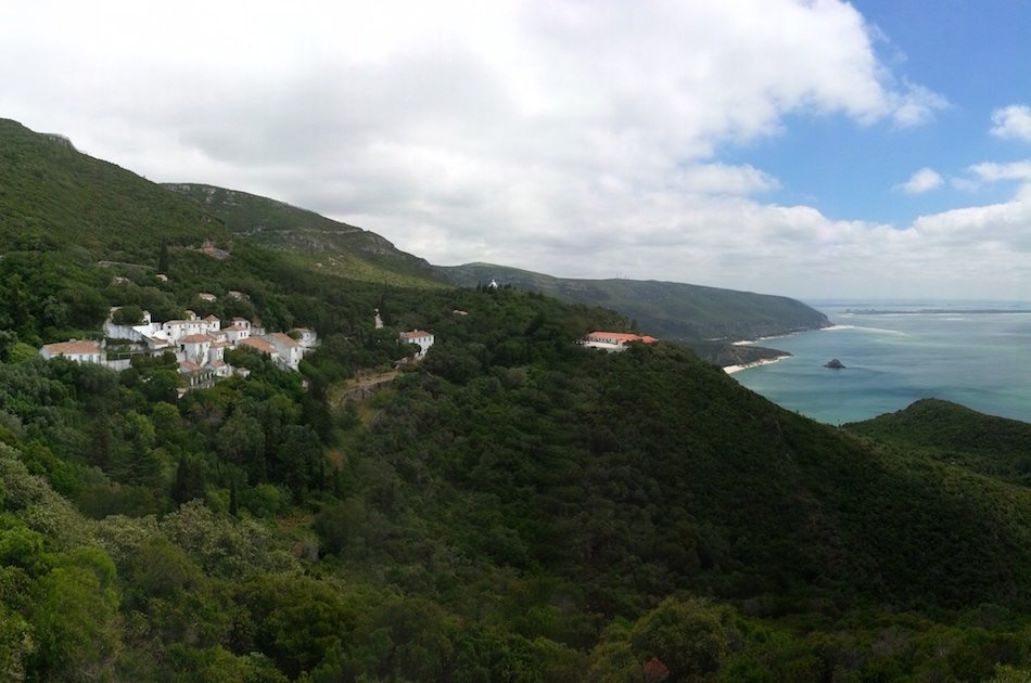 Two-Way Private Transfer Between Lisbon Airport and Setúbal