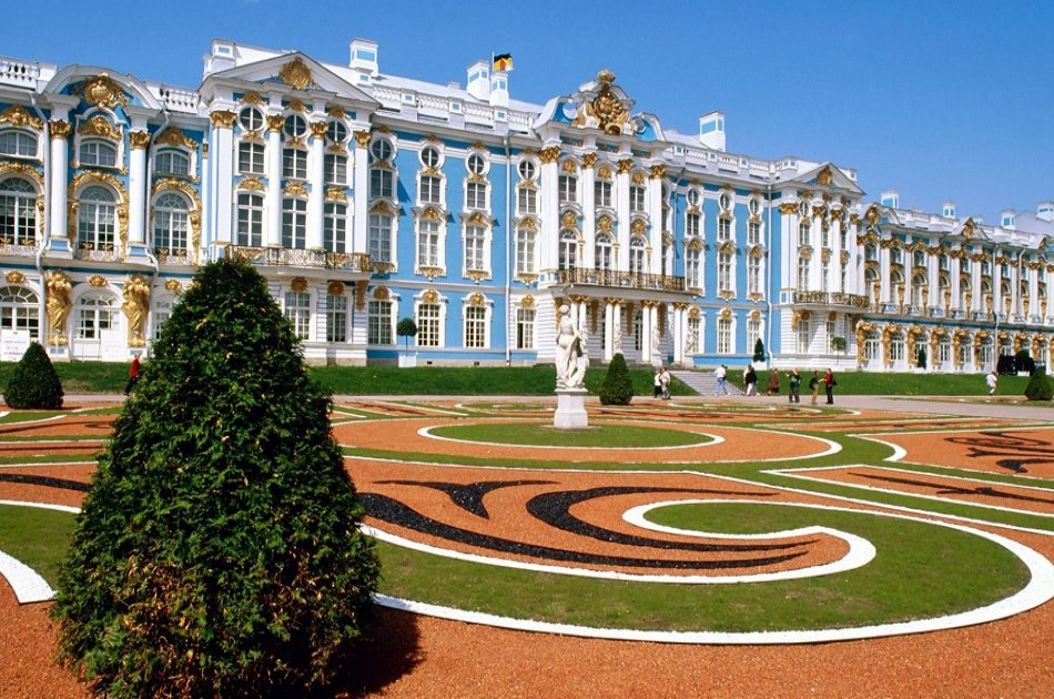 Half Day Excursion to Catherine Palace with Amber Room in St. Petersburg