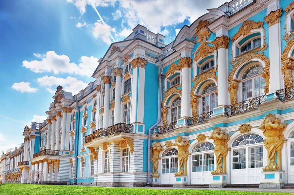 Half Day Excursion to Catherine Palace with Amber Room in St. Petersburg