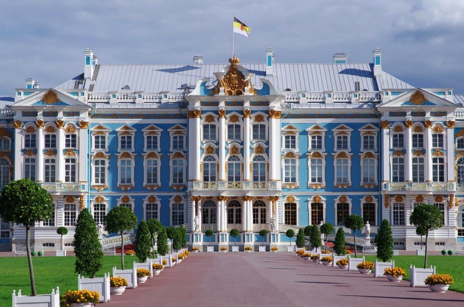 Half Day Excursion to Catherine Palace with Amber Room in St. Petersburg