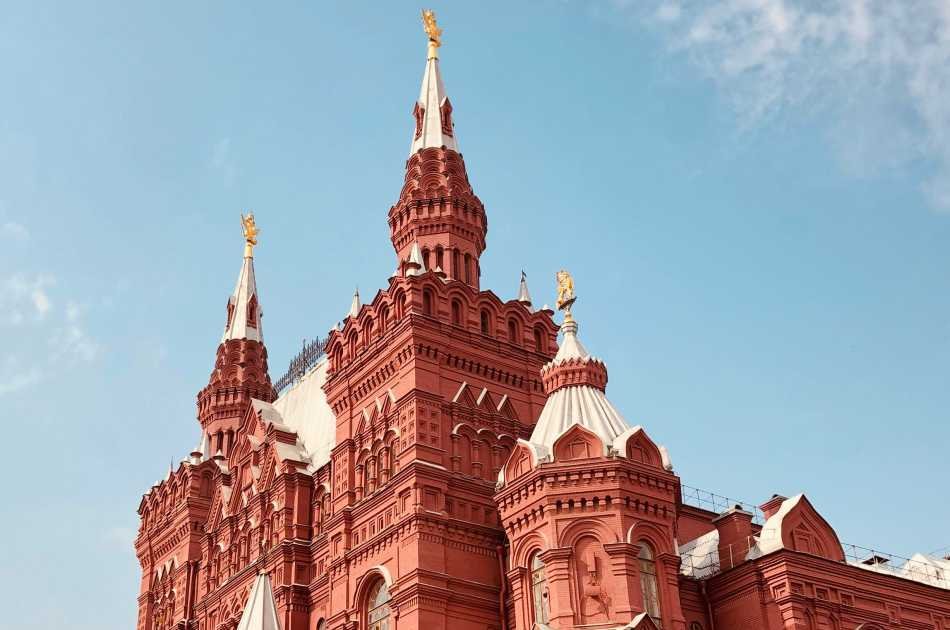 Red Square Private Tour by Car Including Sparrow Hills and Kremlin Visit