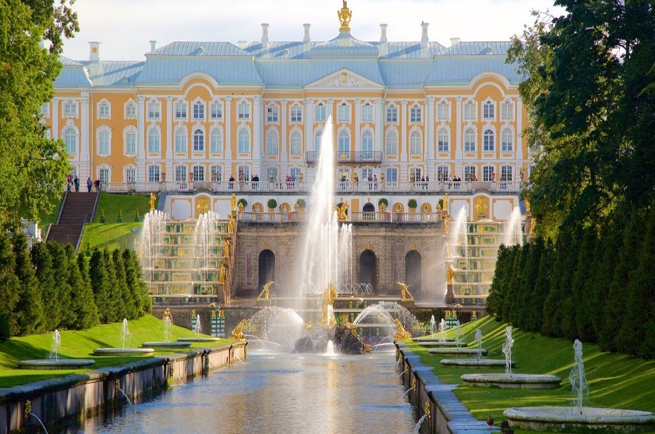 St. Petersburg Half Day Excursion to Peterhof with a Grand Palace