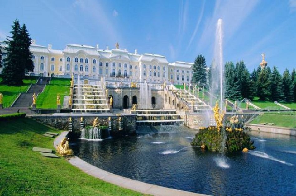 St. Petersburg Half Day Excursion to Peterhof with a Grand Palace