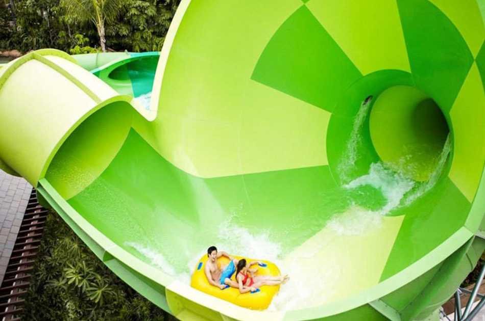 Adventure Cove Waterpark Entrance Ticket