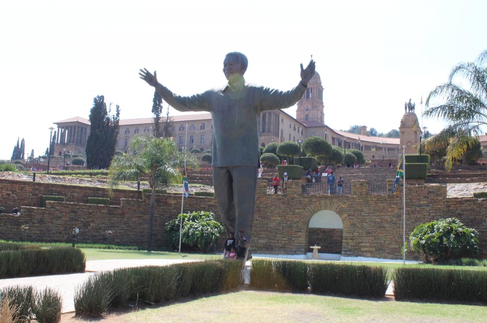 Pretoria, Soweto & Apartheid Museum Day Tour from Johannesburg
