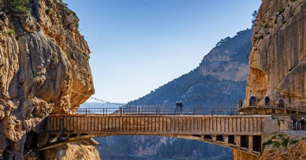 Discover Caminito del Rey and Ruins of Bobastr on this guided tour