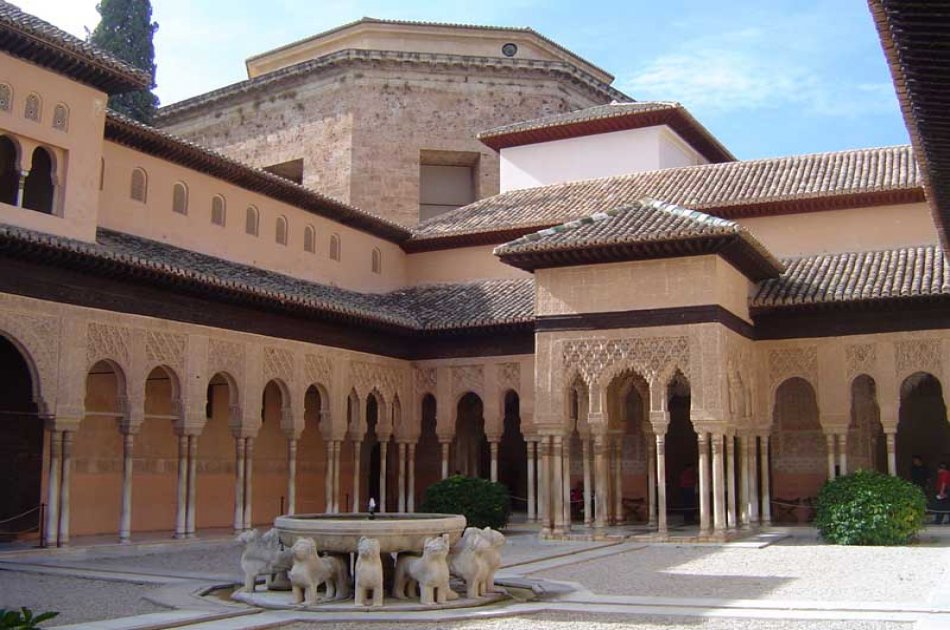 Discover the Hidden Gems of Alhambra 