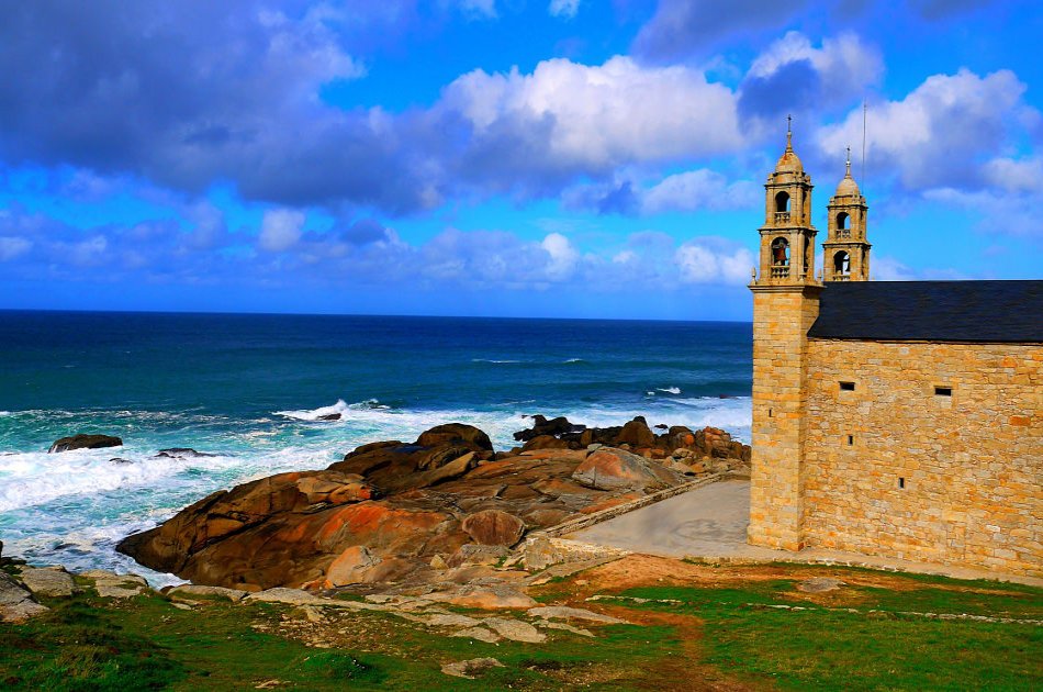 Finisterre and Coast of Death Private Tour from Santiago de Compostela