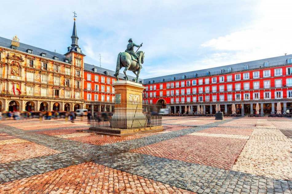 Madrid City Center Private Walking Tour
