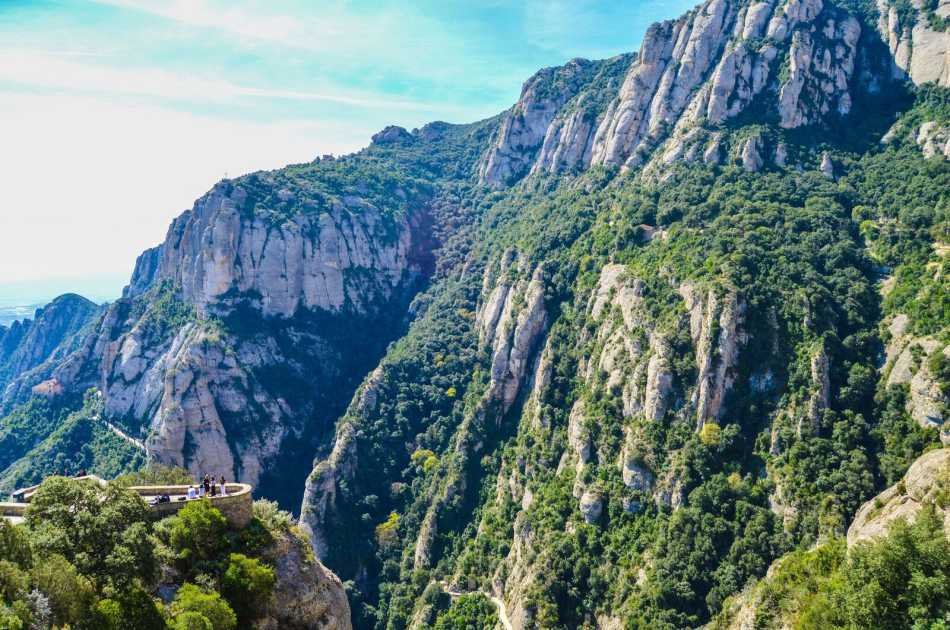 Montserrat Mountain Private Experience with Lunch Included