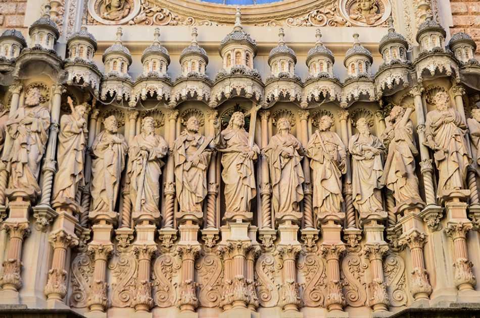 Montserrat Mountain Private Experience with Lunch Included