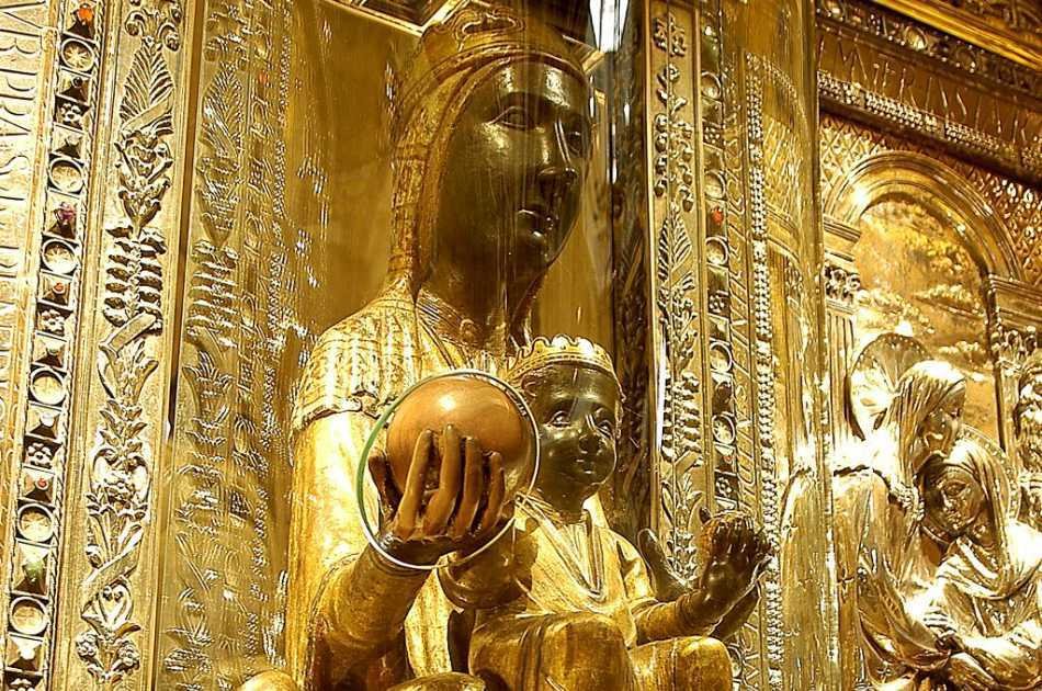 Montserrat Mountain Private Experience with Lunch Included