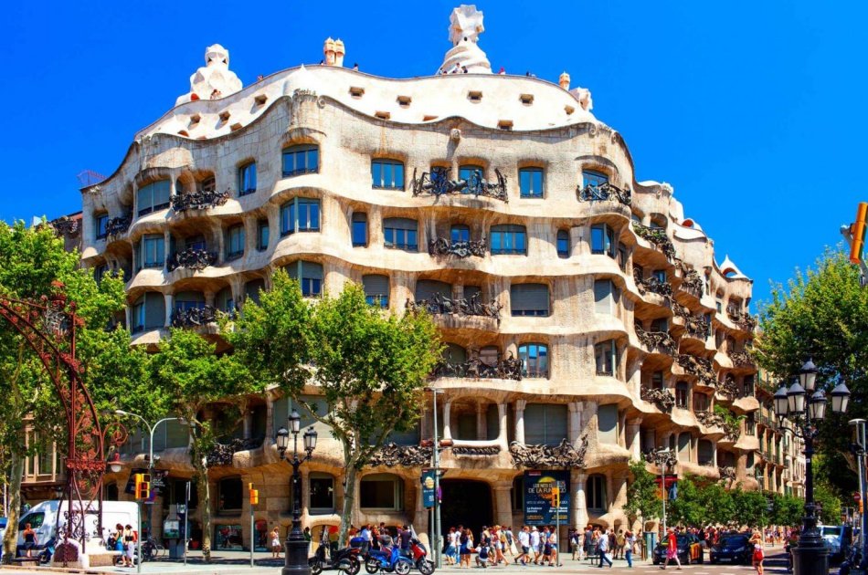 Private Family Friendly Walking Tour of Barcelona