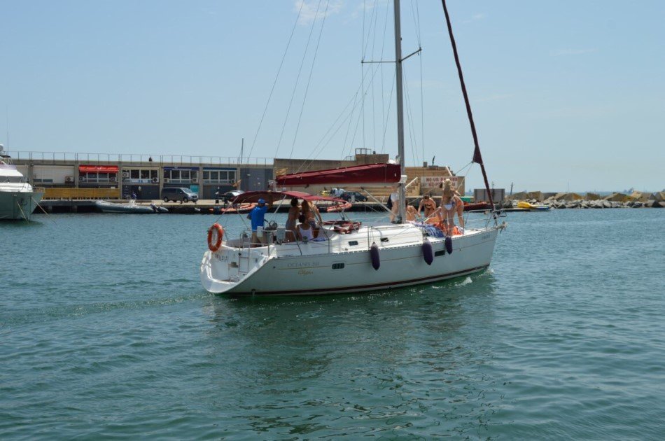 Private Sailboat Tour in Barcelona