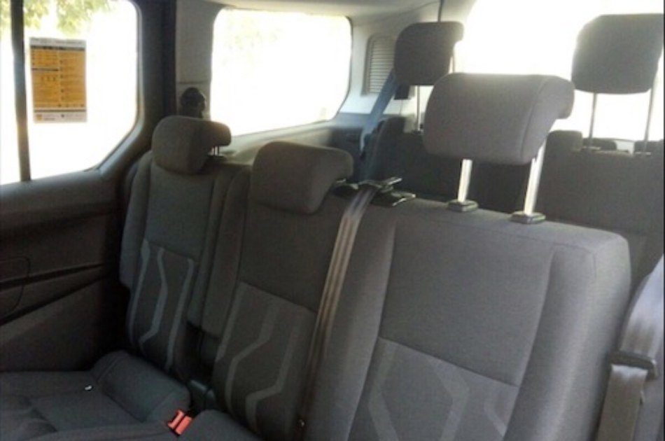 Round Trip Private Transfers Between Barcelona BCN Airport and Barcelona Cruise Port