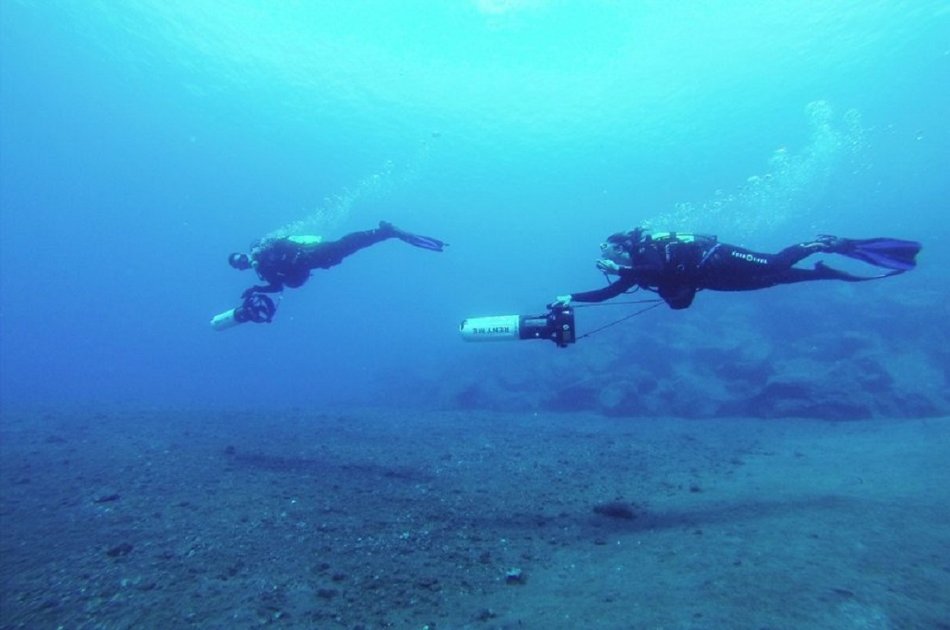 Try Dive With Underwater Scooter (DPV) in Los Christianos
