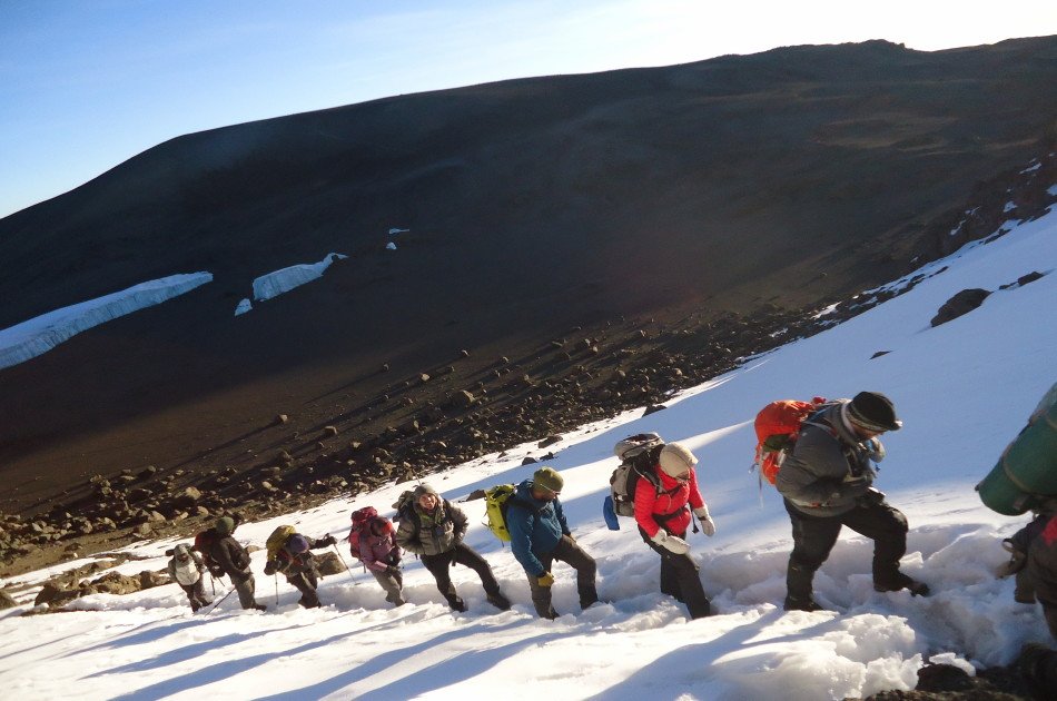 7 Days Kilimanjaro Trekking via Lemosho Route + 2 Nights Hotel Stay