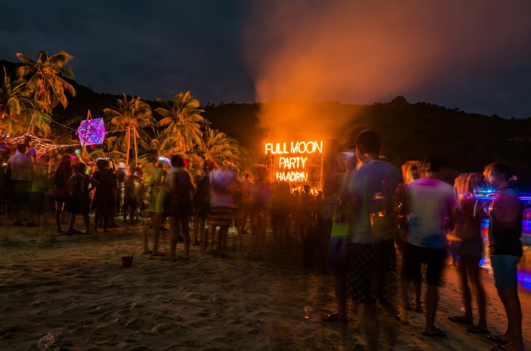 Koh Phangan Tours to Full Moon Party Dance Nonstop Until Dawn