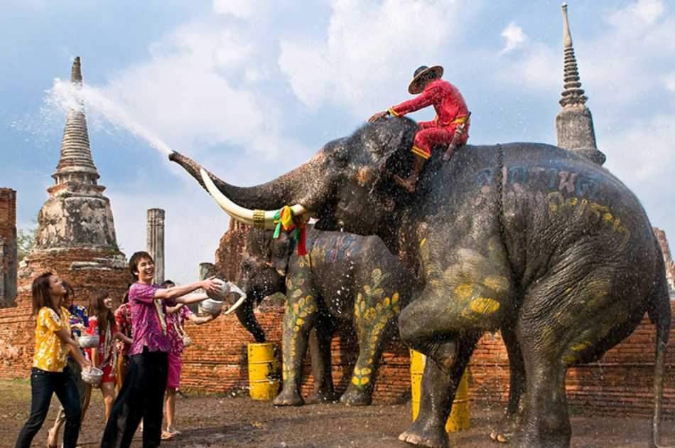 Let's Travel Back in Time, a Local Fantastic Day in Ayutthaya